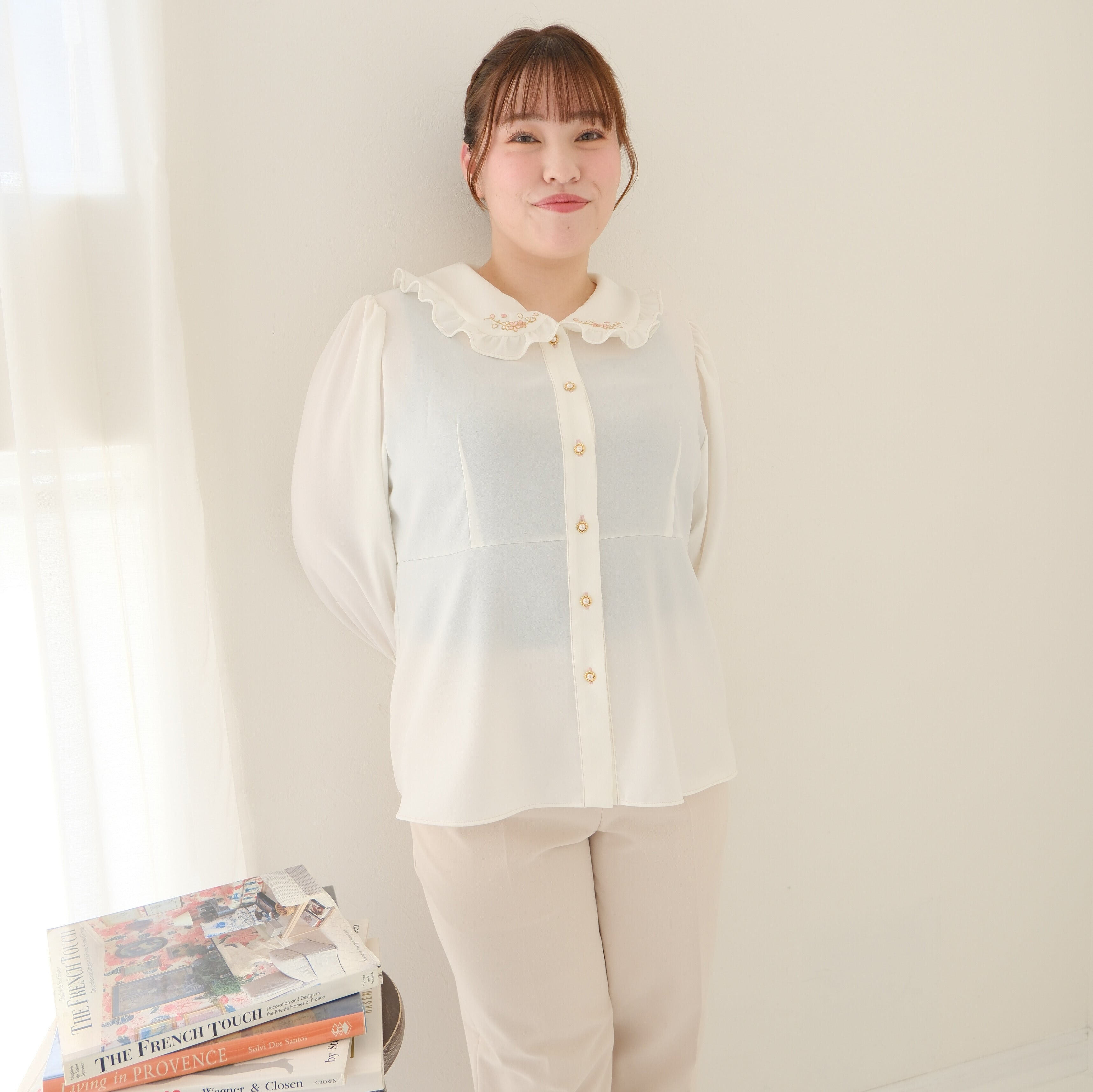 Sakura Bloomフリルブラウス